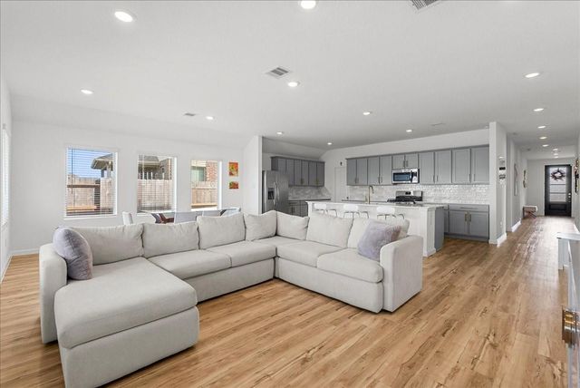 2018 Penwern Alley Lane, League City, TX 77573