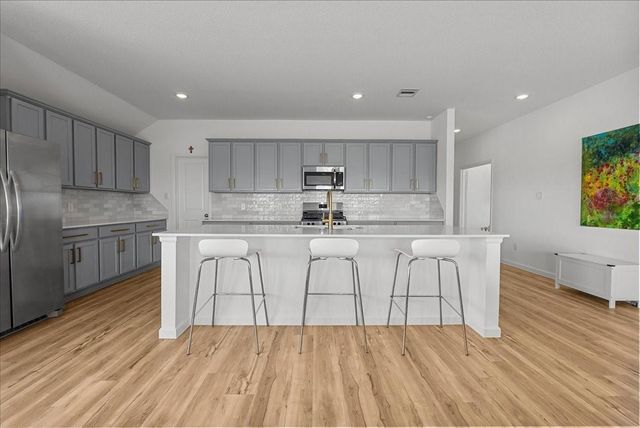 2018 Penwern Alley Lane, League City, TX 77573