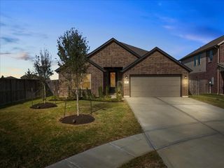 2018 Penwern Alley Lane, League City, TX 77573