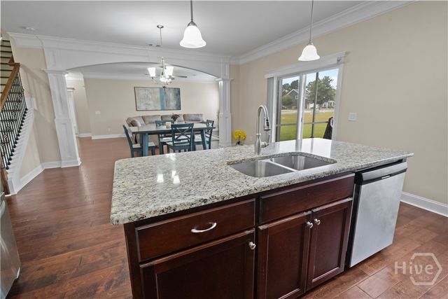 90 Roundstone Way, Richmond Hill, GA 31324