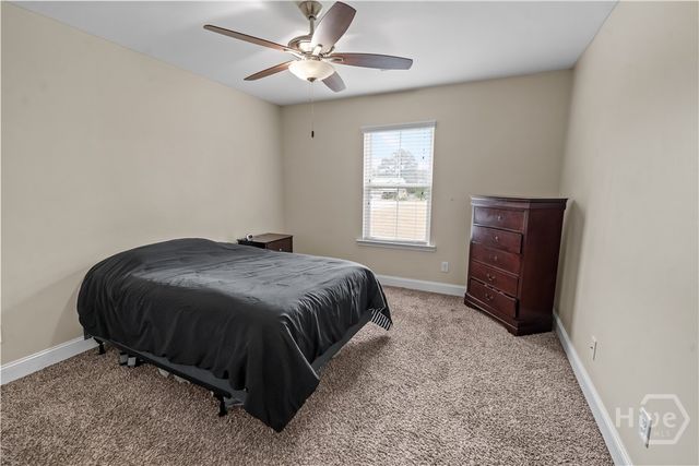 90 Roundstone Way, Richmond Hill, GA 31324