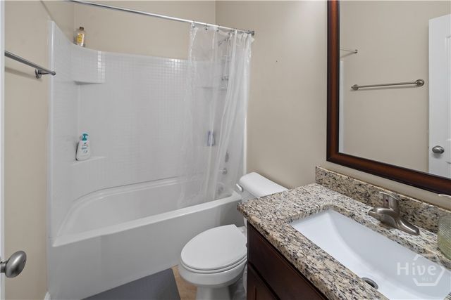 90 Roundstone Way, Richmond Hill, GA 31324