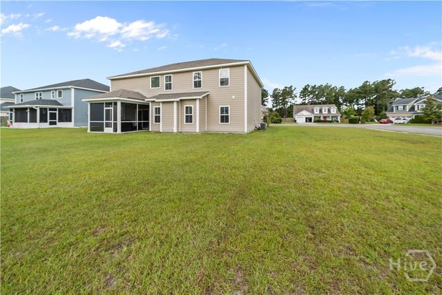 90 Roundstone Way, Richmond Hill, GA 31324