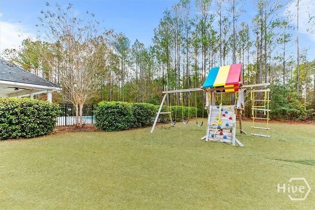 90 Roundstone Way, Richmond Hill, GA 31324