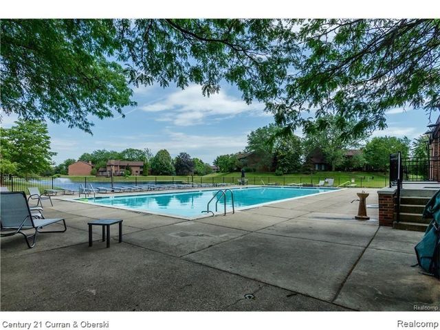 1 Colony Lane, Dearborn, MI 48120