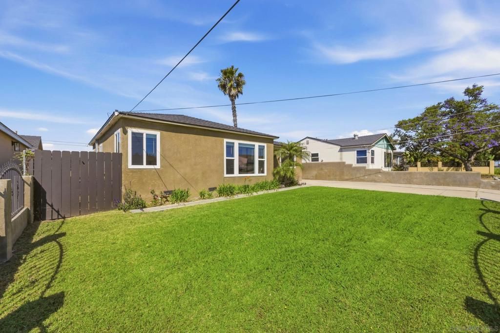 Image 40 of property listing at 34 N Clairmont, National City, CA 91950