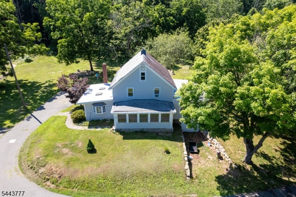 397 Berkshire Valley Rd, Jefferson Twp., NJ 07885