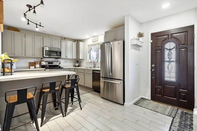 520 Montgomery Road, Berkshire, VT 05447