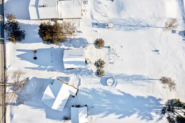 520 Montgomery Road, Berkshire, VT 05447