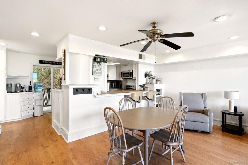2427 La Costa A, Carlsbad, CA 92009 — exterior