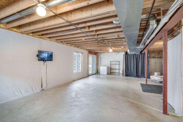 34 Elm Avenue, Fox Lake, IL 60020