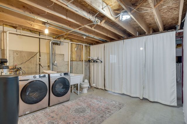 34 Elm Avenue, Fox Lake, IL 60020