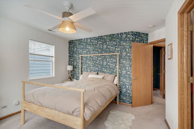 34 Elm Avenue, Fox Lake, IL 60020