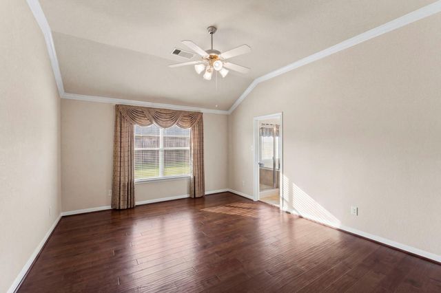 4618 Countrypines Drive SW, Spring, TX 77388