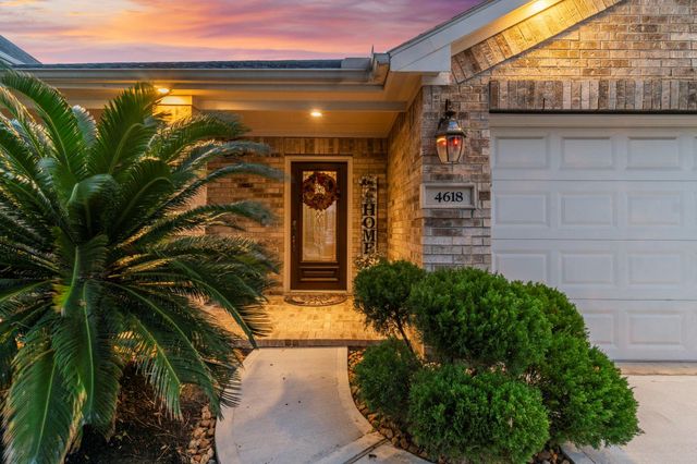 4618 Countrypines Drive SW, Spring, TX 77388