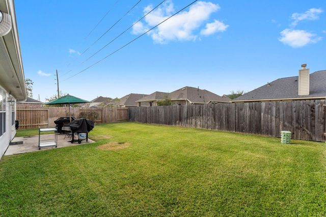 4618 Countrypines Drive SW, Spring, TX 77388