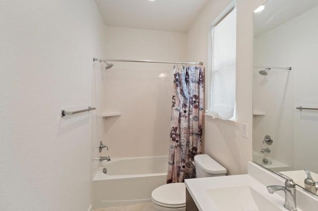 16562 Arbuckle Avenue, Lathrop, CA 95330