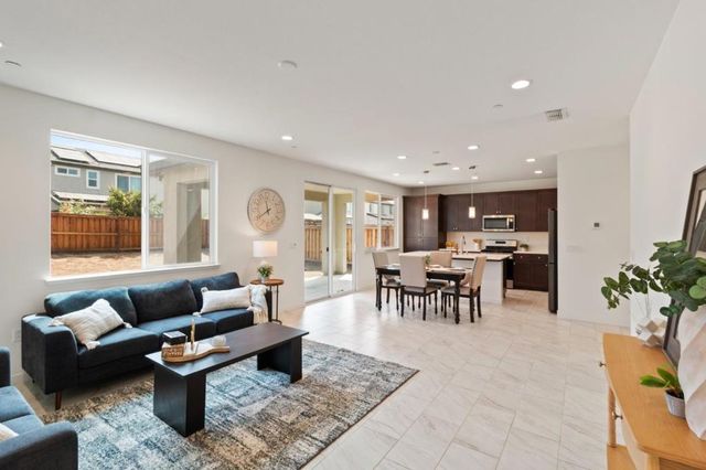 16562 Arbuckle Avenue, Lathrop, CA 95330