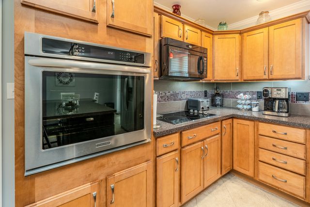 707 S Sunny Slope Street, West Frankfort, IL 62896
