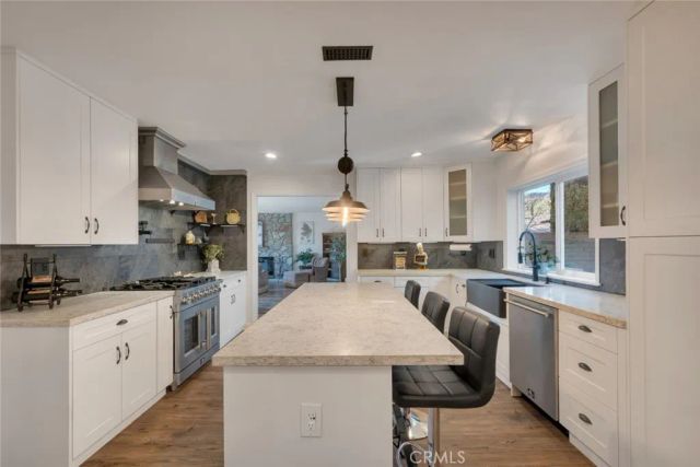 19081 Braemore Road, Porter Ranch, CA 91326