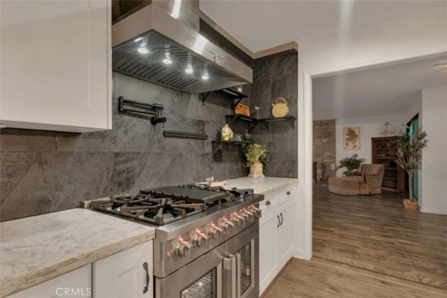 19081 Braemore Road, Porter Ranch, CA 91326