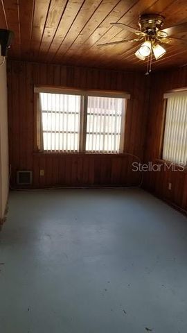 10209 N VALLE DRIVE, Tampa, FL 33612