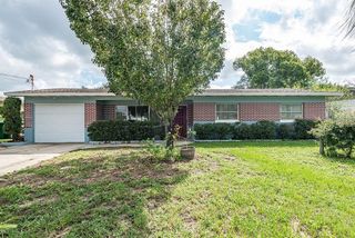 10209 N VALLE DRIVE, Tampa, FL 33612