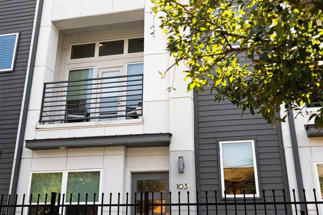 1727 Caddo Street 103, Dallas, TX 75204