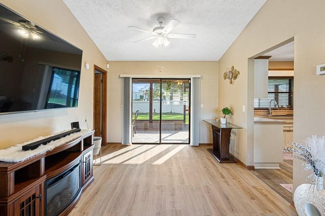 886 S E O'Donnell Lane, Port St. Lucie, FL 34983