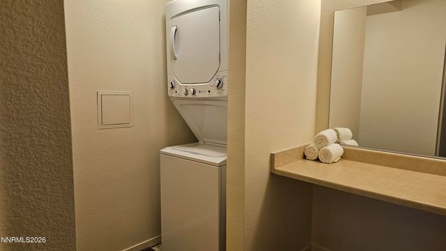 1465 E Peckham Lane 55, Reno, NV 89502