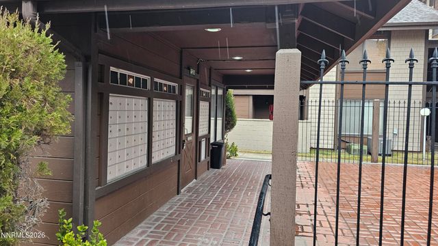 1465 E Peckham Lane 55, Reno, NV 89502