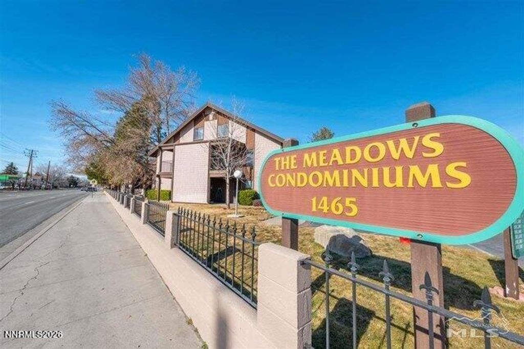 1465 E Peckham Lane 55, Reno, NV 89502