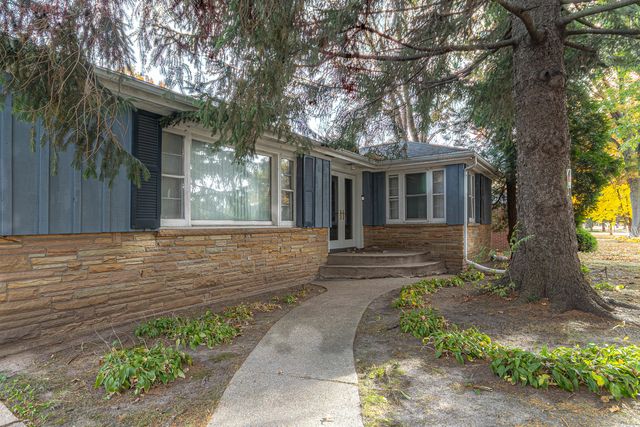 3535 Latham Street, Rockford, IL 61103