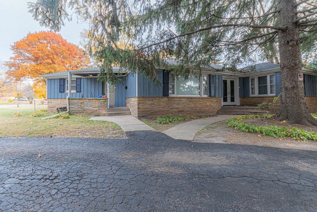 3535 Latham Street, Rockford, IL 61103