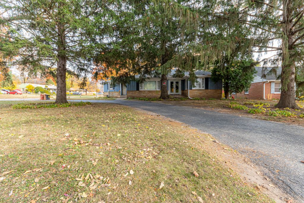 3535 Latham Street, Rockford, IL 61103