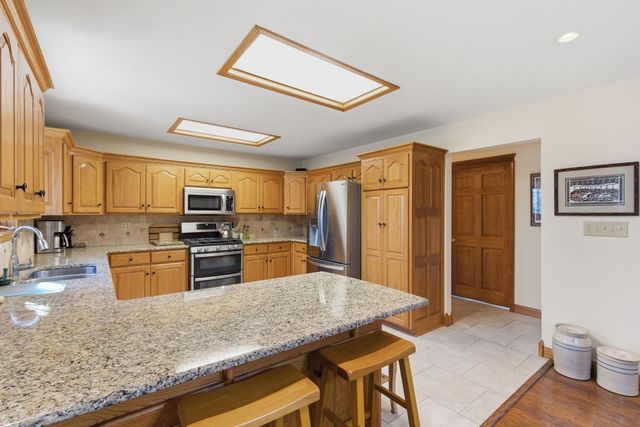 704 Woodwind Drive, Nixa, MO 65714