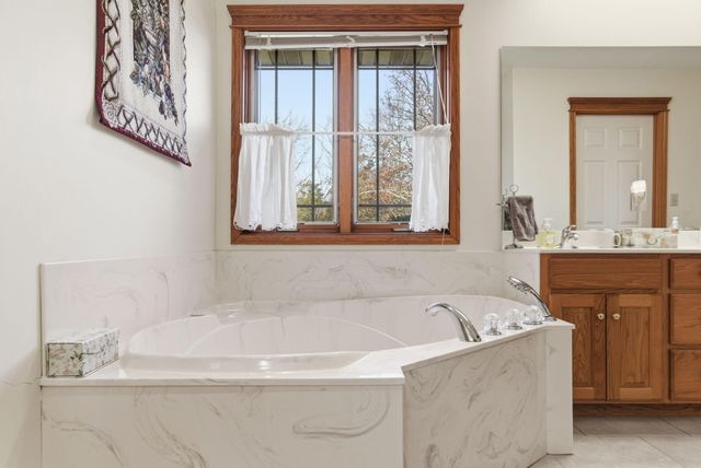 704 Woodwind Drive, Nixa, MO 65714