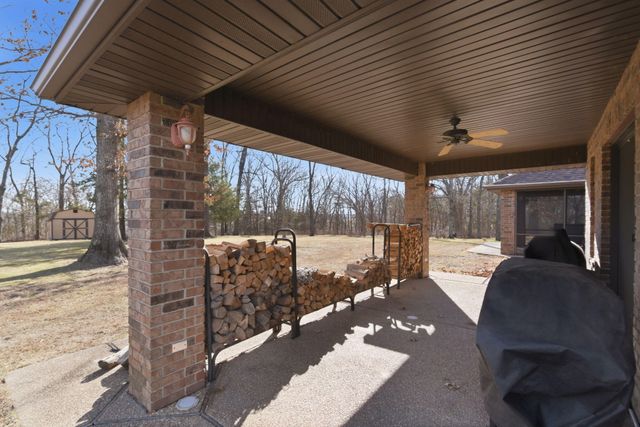 704 Woodwind Drive, Nixa, MO 65714