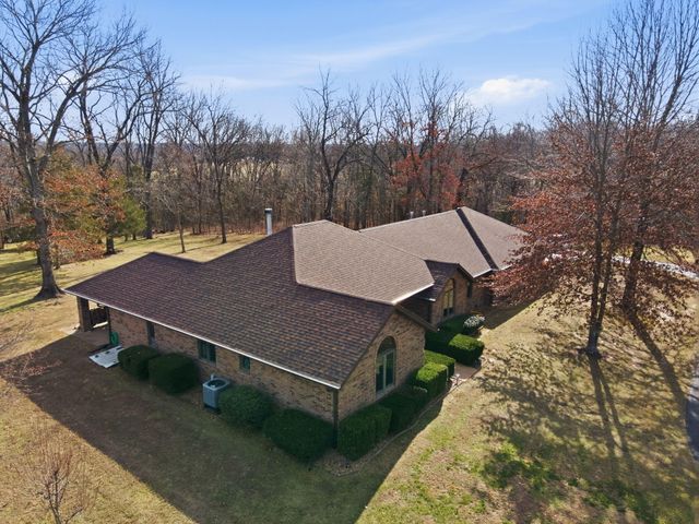 704 Woodwind Drive, Nixa, MO 65714