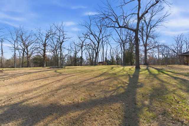 704 Woodwind Drive, Nixa, MO 65714