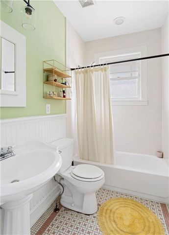 1375 Hartford SW Avenue, Atlanta, GA 30310