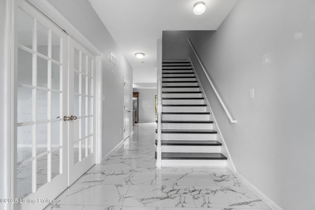 168 Reserves Blvd, Shepherdsville, KY 40165