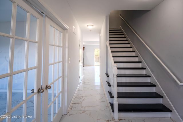 168 Reserves Blvd, Shepherdsville, KY 40165