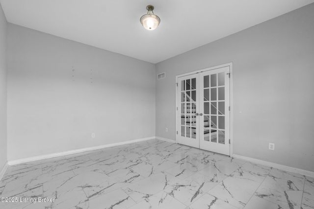 168 Reserves Blvd, Shepherdsville, KY 40165