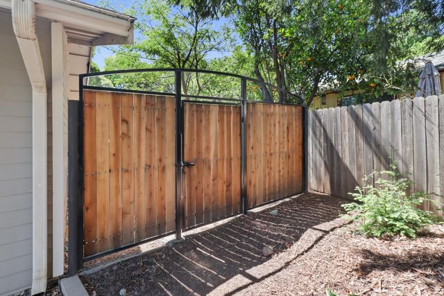 963 Shasta Cir, El Dorado Hills, CA 95762