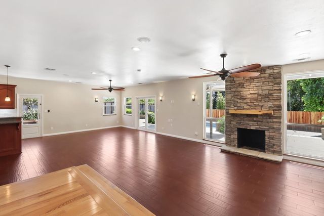 963 Shasta Cir, El Dorado Hills, CA 95762