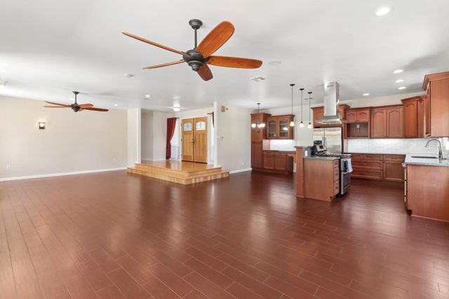 963 Shasta Cir, El Dorado Hills, CA 95762