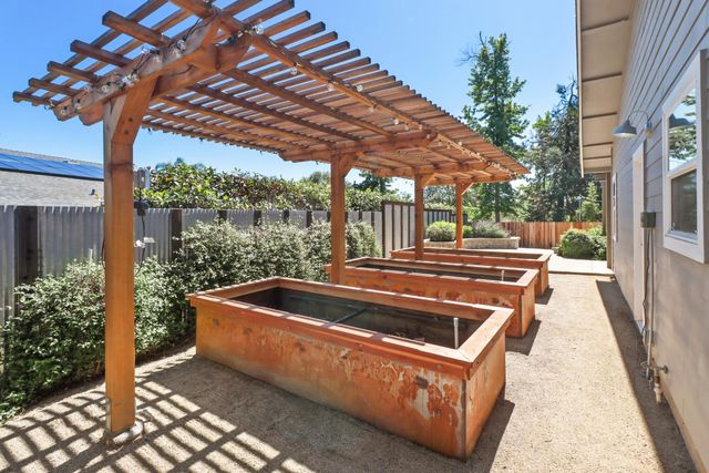 963 Shasta Cir, El Dorado Hills, CA 95762