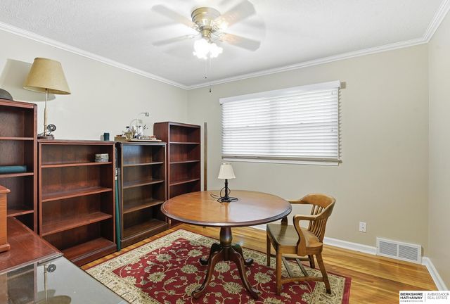 604 Meadow Road, Omaha, NE 68154