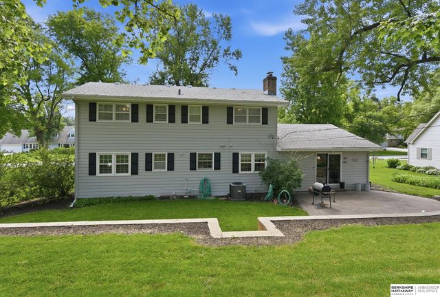 604 Meadow Road, Omaha, NE 68154